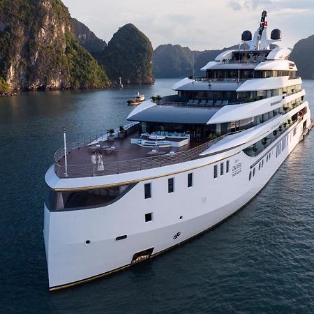 Grand Pioneers Halong Bay Cruise 1 Hotel ฮาลอง ภายนอก รูปภาพ