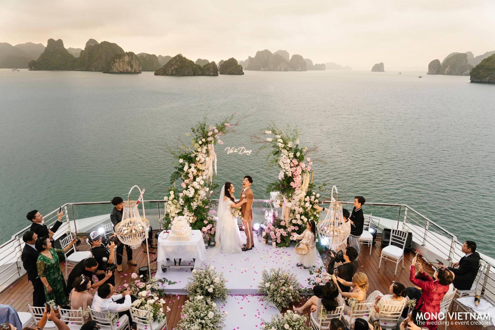 Grand Pioneers Halong Bay Cruise 1 Hotel ฮาลอง ภายนอก รูปภาพ