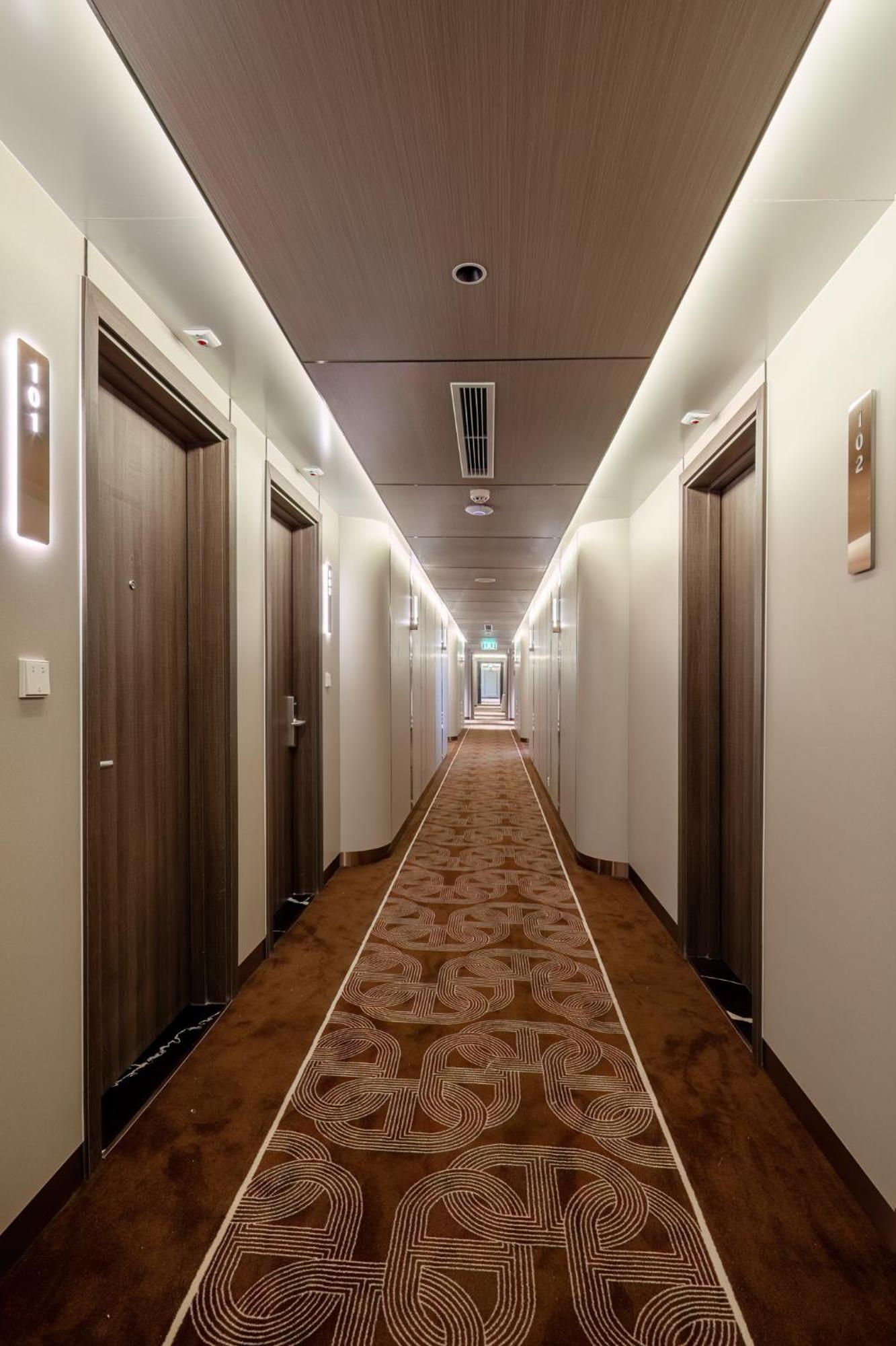 Grand Pioneers Halong Bay Cruise 1 Hotel ฮาลอง ภายนอก รูปภาพ