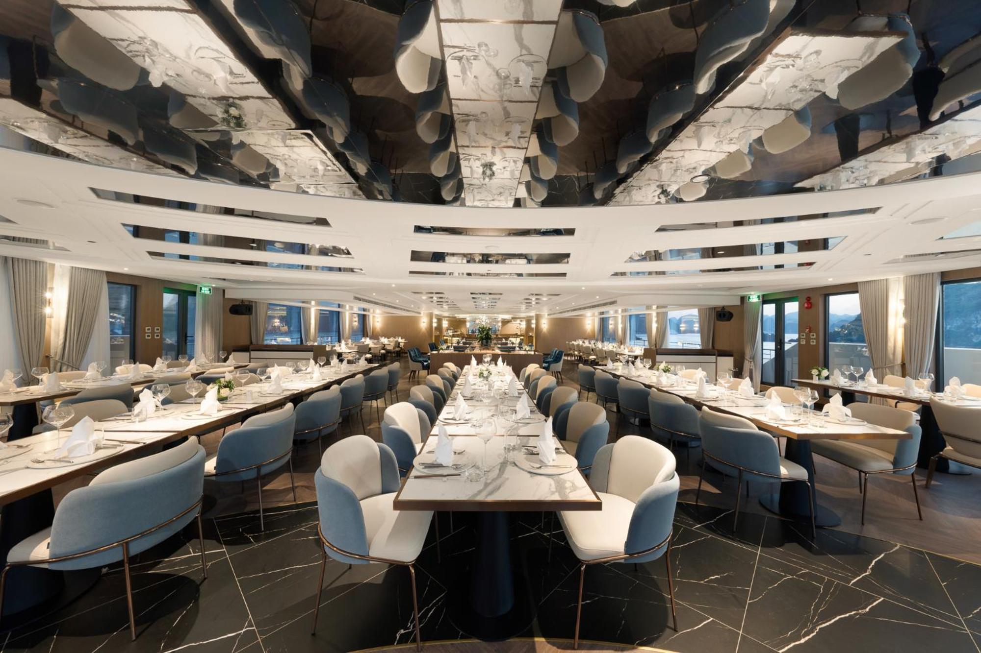 Grand Pioneers Halong Bay Cruise 1 Hotel ฮาลอง ภายนอก รูปภาพ