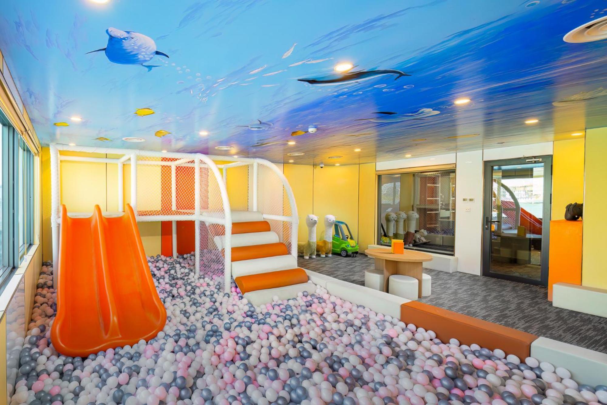 Grand Pioneers Halong Bay Cruise 1 Hotel ฮาลอง ภายนอก รูปภาพ