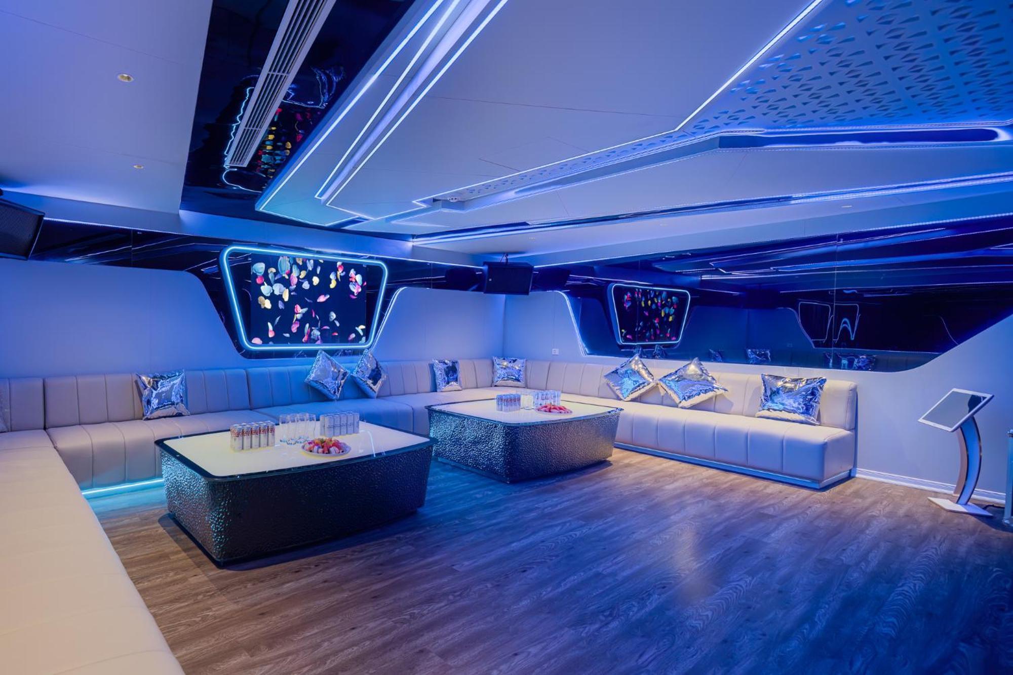 Grand Pioneers Halong Bay Cruise 1 Hotel ฮาลอง ภายนอก รูปภาพ