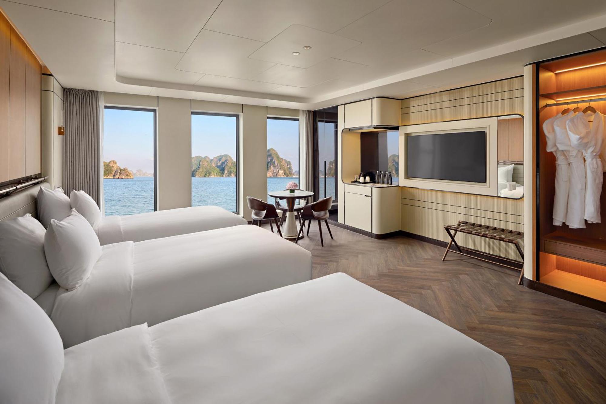 Grand Pioneers Halong Bay Cruise 1 Hotel ฮาลอง ภายนอก รูปภาพ